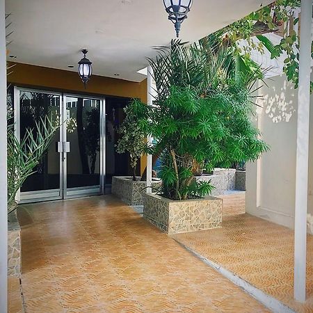 Al Hadow Hotel Muscat Luaran gambar