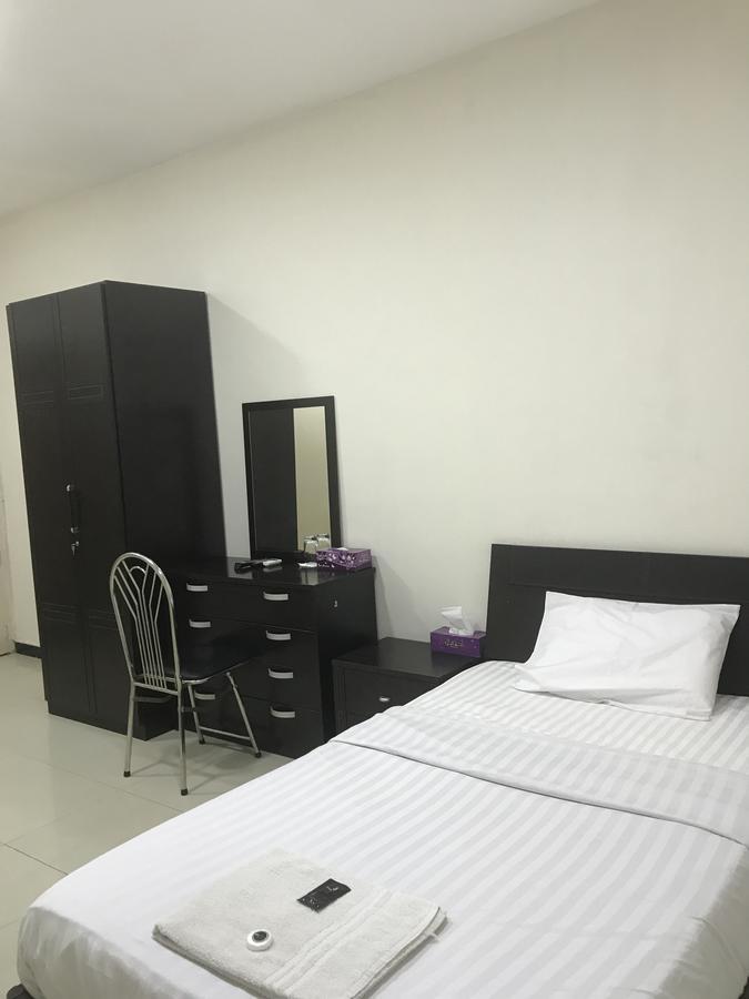 Al Hadow Hotel Muscat Luaran gambar